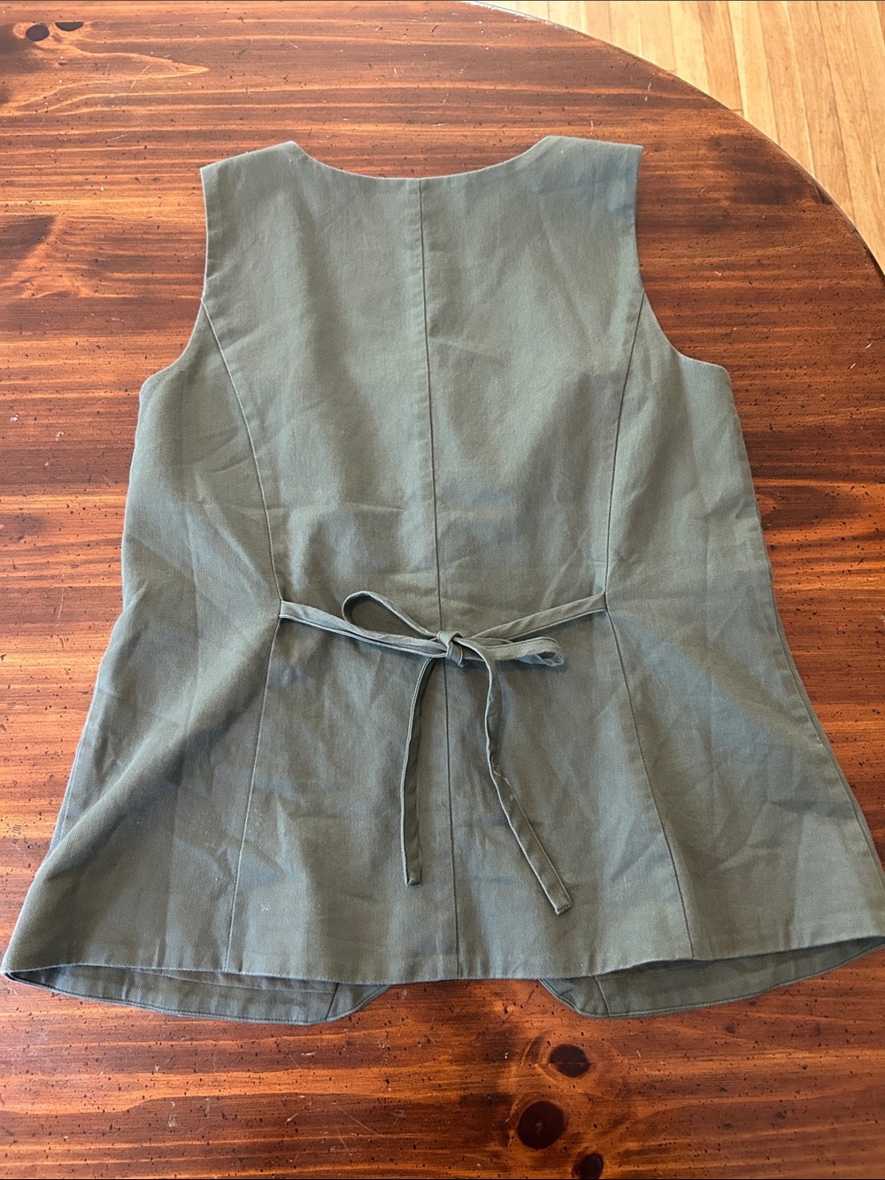 LOFT Olive Scoop Neck Button-Front Tank - Picture 5 of 6